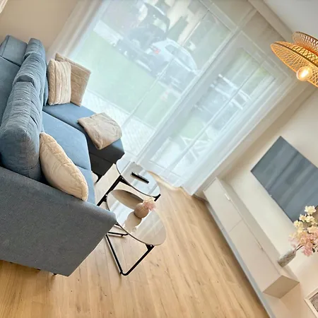 Szczyrk Apartament Z Salonem I 2 Sypialnie Blisko Gondoli Διαμέρισμα